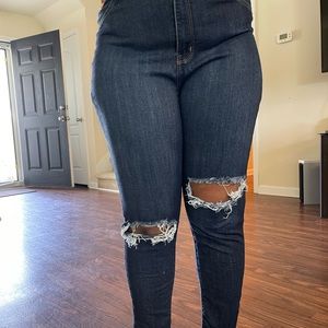 Fashion nova dark blue jeans